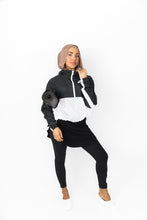 Load image into Gallery viewer, THE ESSENTIAL EDIT BLACK JERSEY